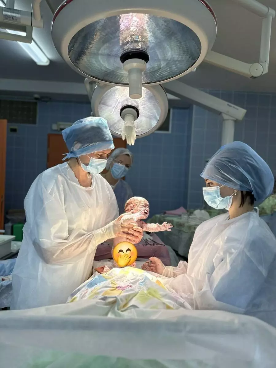 Белорусские кардиохирурги впервые успешно удалили опухоль ещё не родившемуся малышу