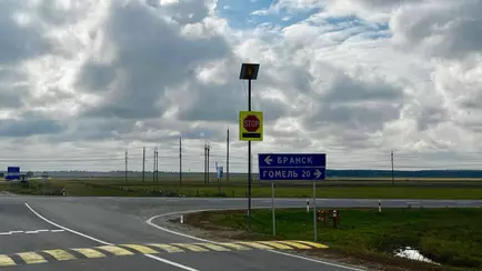 На дорогах Беларуси начали устанавливать новые знаки STOP, которые следят за авто