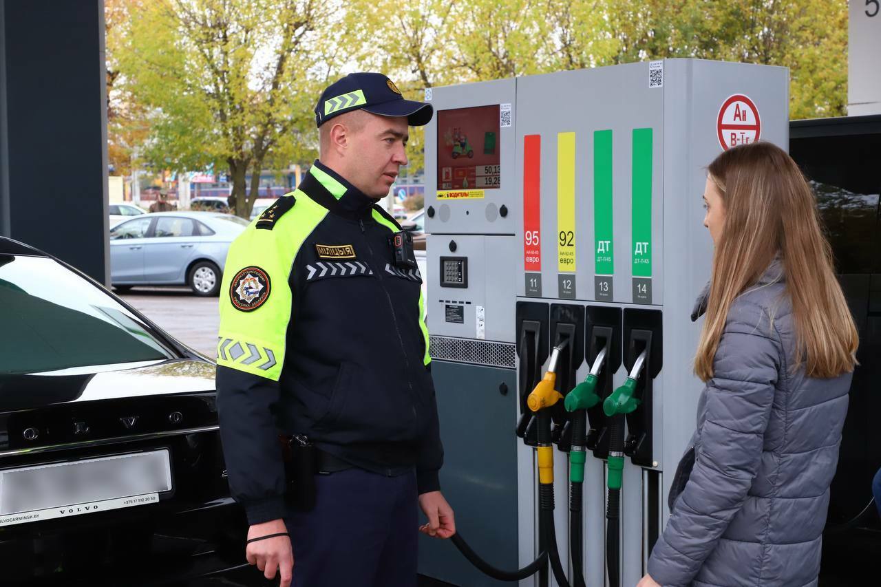 Кубраков приказал отправить на АЗС Беларуси "рейдовые группы" и наладить контроль. Что изменится?