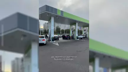«Белоруснефть» предложила способы избежать очередей на заправках. Не все согласились -«Дело в другом»