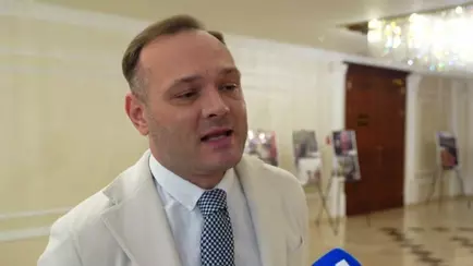 Минский депутат пригрозил «доставкой» уехавших из страны белорусских блогеров — «У нас есть службы»