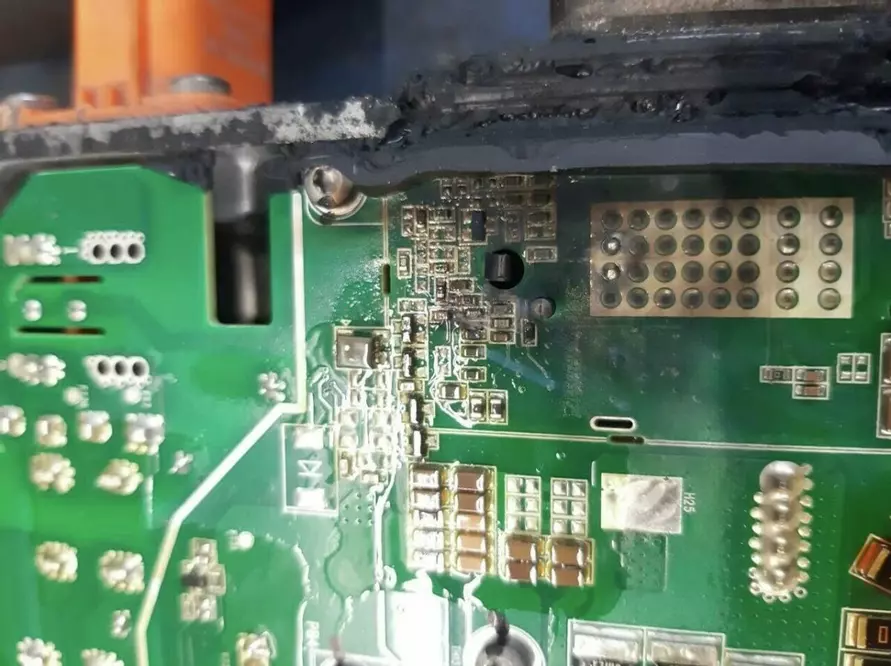 Владелица электромобиля отсудила у Malanka 68 000 рублей. Но это не конец истории?