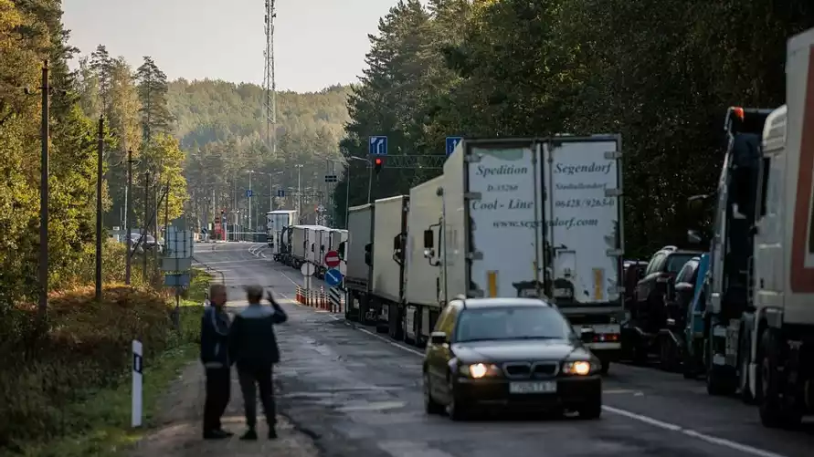 Литовские перевозчики заплатили Беларуси 5 млн евро из-за закрытия границы