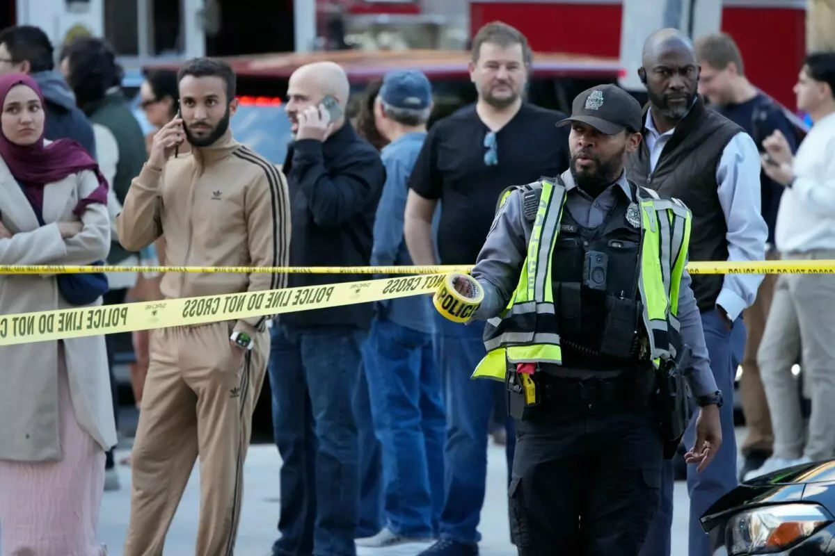 Стрельба в Вашингтоне. Трамп потребовал проверить всех иммигрантов из одной страны