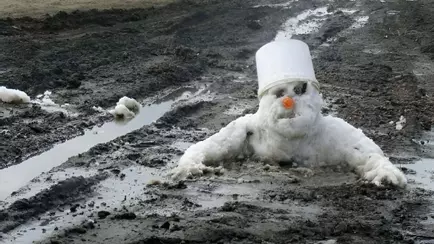 Белорусов призвали помнить о законах физики, ещё часть — не садиться за руль. Где можно встретить «Стрелу» и квадрокоптеры?