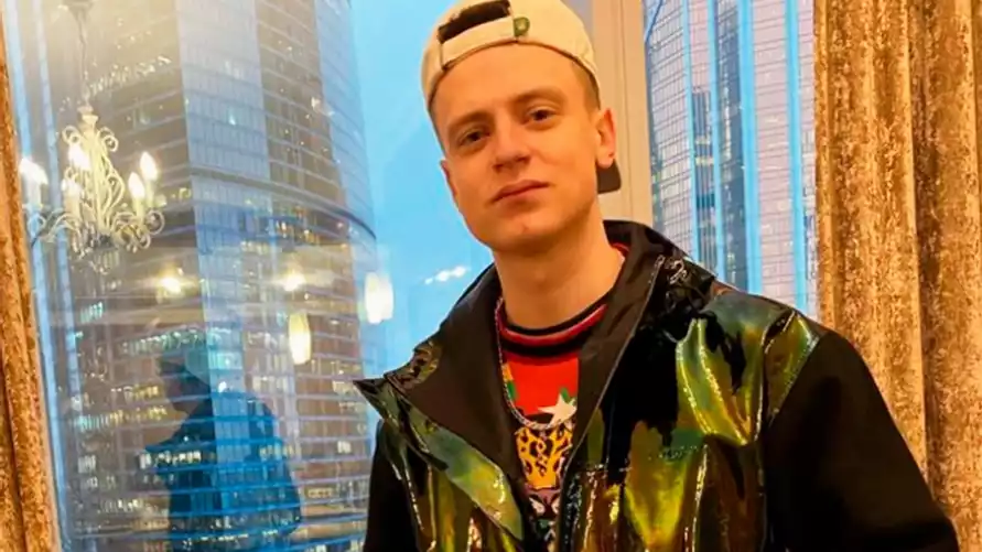 Белорусского блогера Mellstroy объявили в розыск в Казахстане