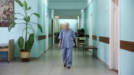 В России ввели обязательную отработку в госклиниках для выпускников медвузов. Даже «платников»?