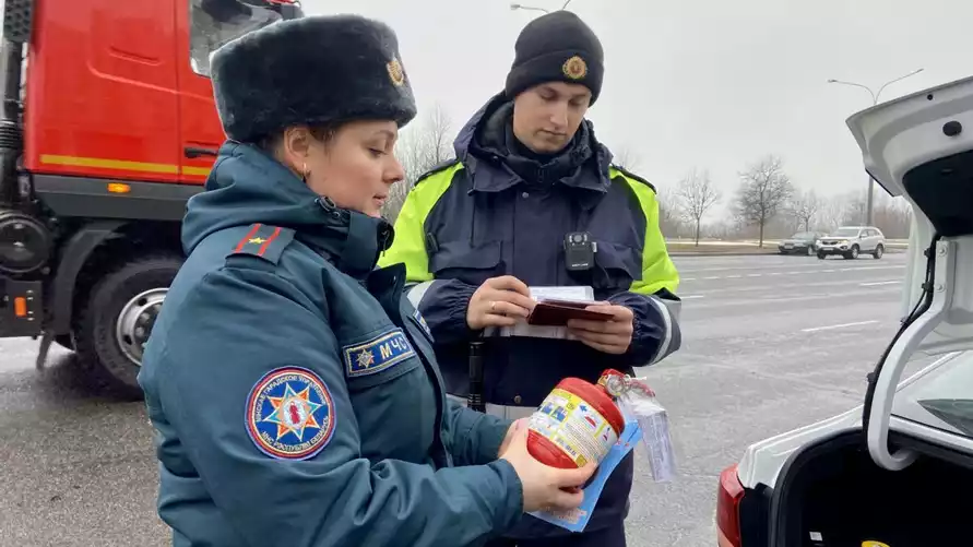 Сразу два ведомства выпустили срочные рекомендации белорусам на ближайшие сутки. Что случилось?