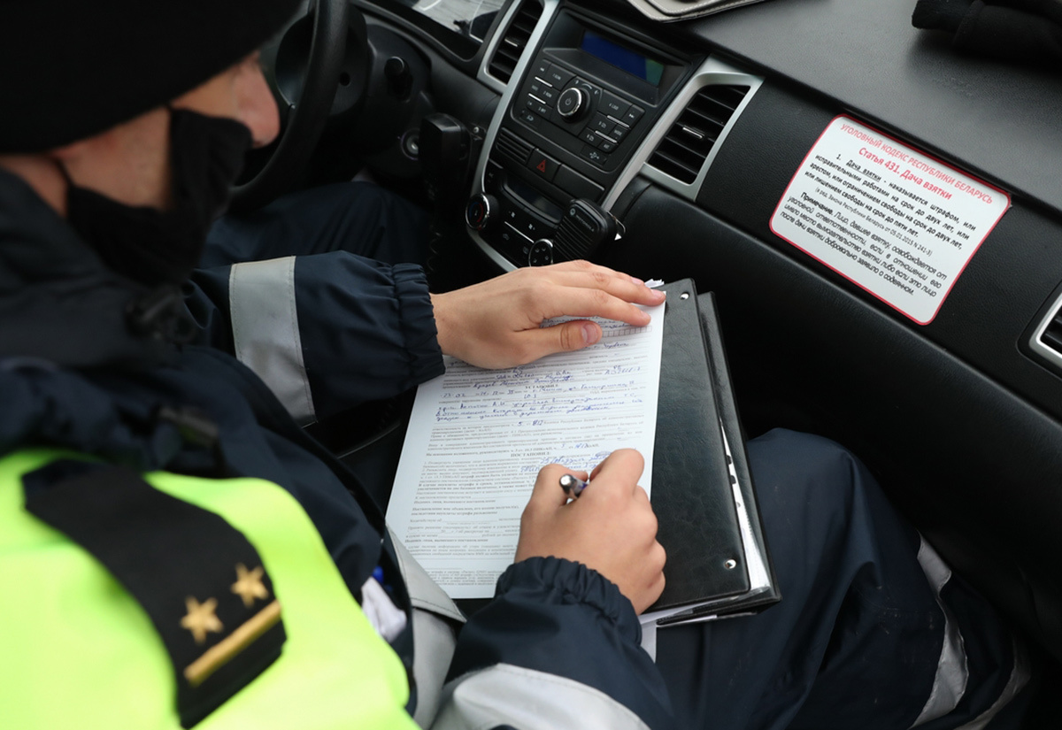 Смогут ли досрочно вернуть водительские права белорусы-нетрактористы? Кубраков описал новую процедуру