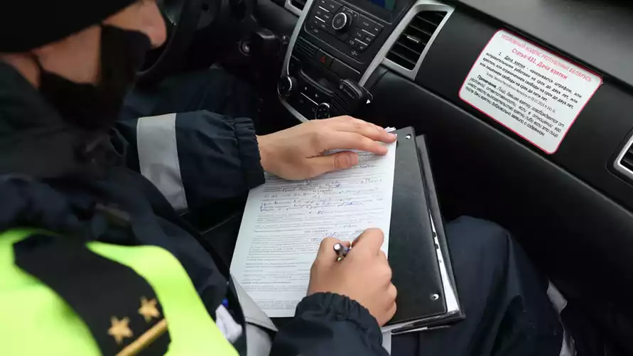 Смогут ли досрочно вернуть водительские права белорусы-нетрактористы? Кубраков описал новую процедуру