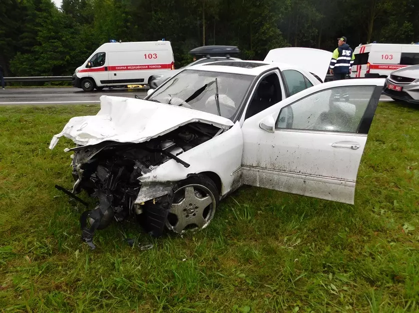 Ночь пил, а на утро влетел на 182 км/ч в такси, убив 4 человек. СК выложило видео с виновником ДТП под Минском