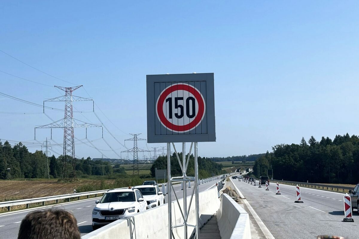 В Чехии разрешили скорость 150 км/ч на одной из трасс. Через месяц проверили, что там с ДТП