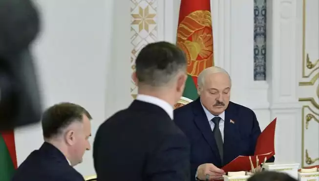 Лукашенко призвал местных чиновников не слушать «приказы» приезжих из Минска - "А то у нас научились"