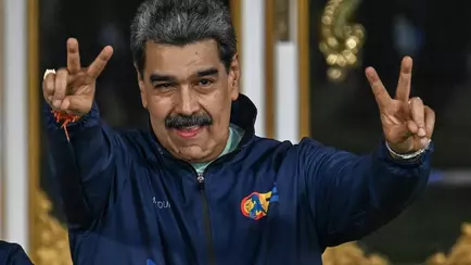 Лукашенко пригласил Мадуро в Беларусь