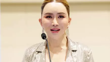 Суд выдал ордер на арест совладелицы «Мисс Вселенная». Что произошло на это раз?