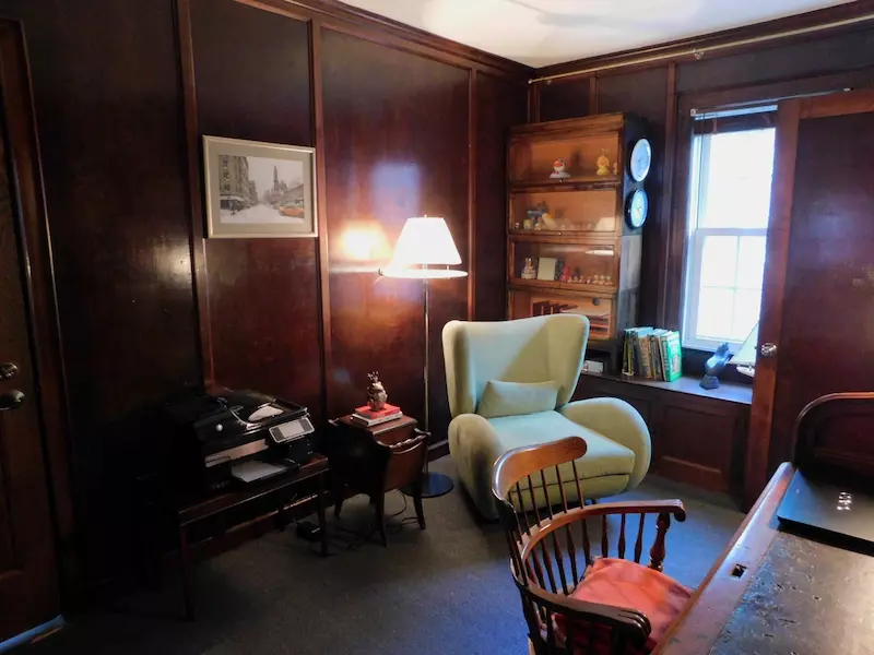 «Здесь был зачат будущий президент США» - на продажу выставили дом, где вырос Трамп. Что внутри?