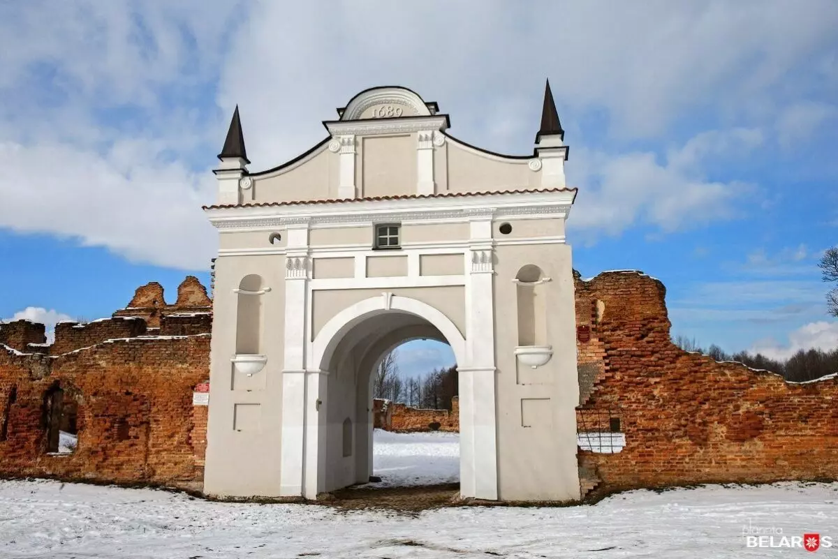 Белорусам предложили проспонсировать реконструкцию монастыря картезианцев в Березе. Что кроме ресторана планируют?