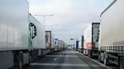 Глава литовской ассоциации перевозчиков приехал в Беларусь. Что слышно о застрявших грузовиках?