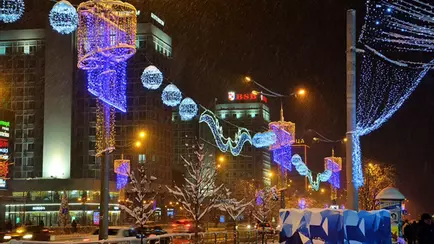 «Мингорсвет» показал, как украсят Минск к Новому году. Когда включат иллюминацию?