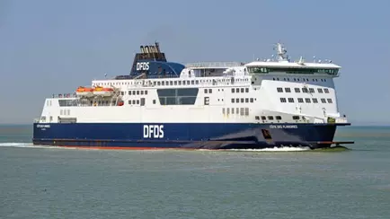 «Я ничего не видел, но слышал» — На пароме из Франции в Великобританию случайно включили порно