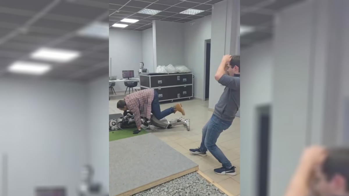 Российские разработчики показали, как ещё умеет падать их робот AIdol — «О б...!»