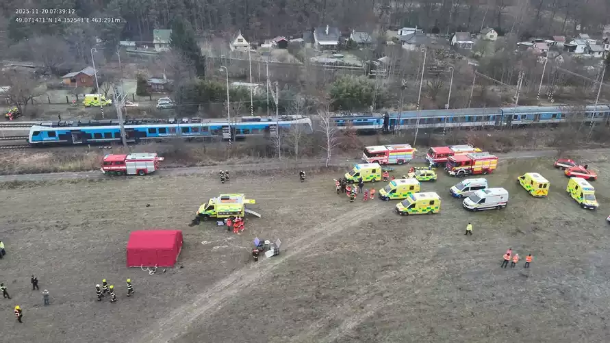 В Чехии лоб в лоб столкнулись пассажирские поезда