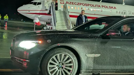 В Польше разразился скандал из-за грязной машины президента Навроцкого