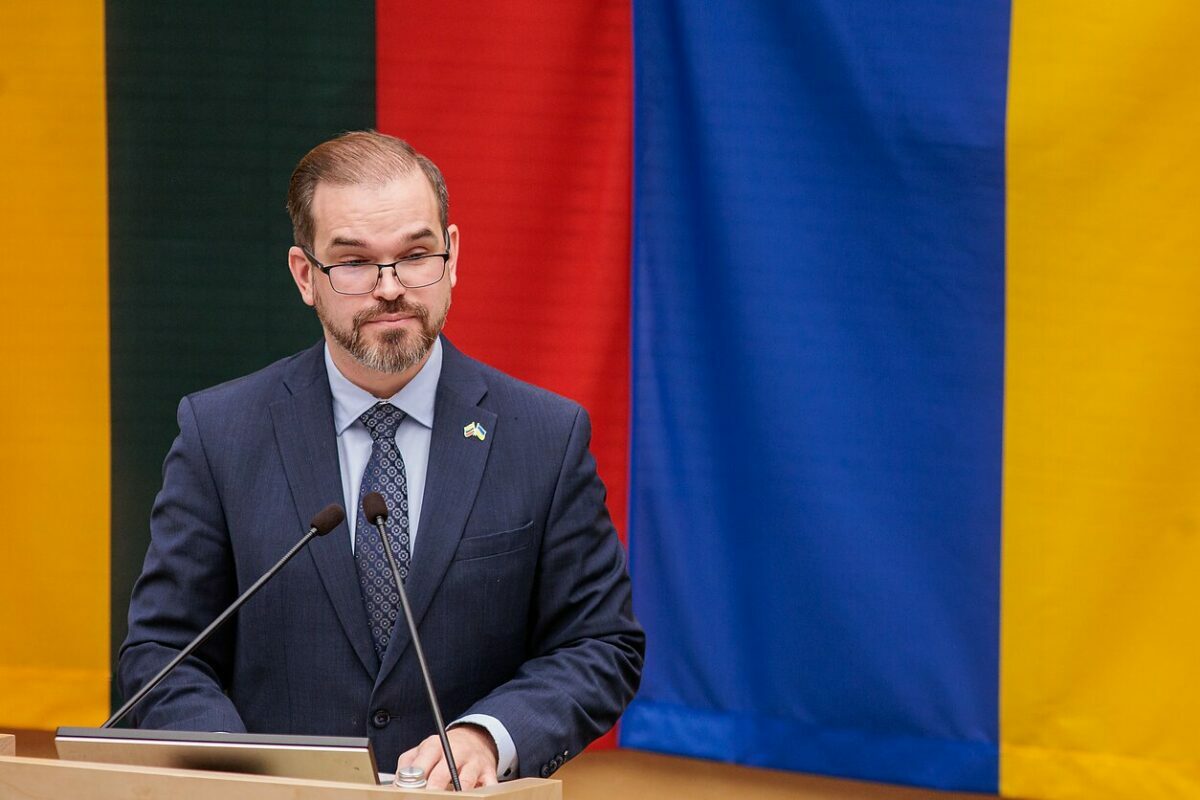 Минобороны Литвы объявило, что "специально"  не будет реагировать на падение дрона в Гродно