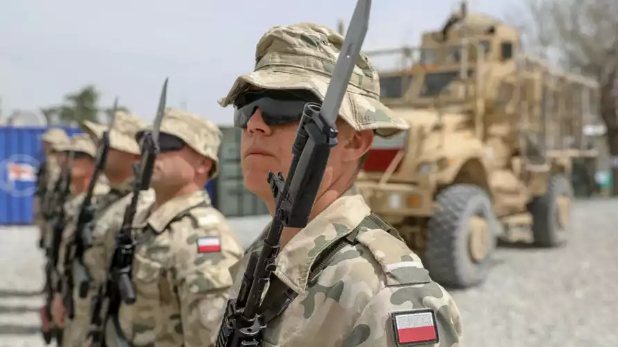 У поляков спросили, хотят ли они вернуть срочную службу в армию. За что выступает большинство?