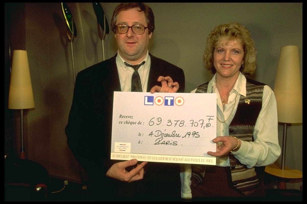 Он выиграл 17 миллионов евро в лотерее. А сегодня получает социальную помощь