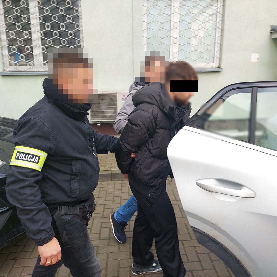 В Польше арестовали мужчину, пытавшегося выехать на BMW M5 в Беларусь