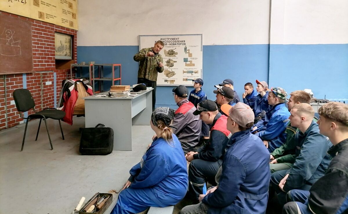 Совмин поставил цель белорусским школьникам. Сколько должны покидать школу после 9 класса?