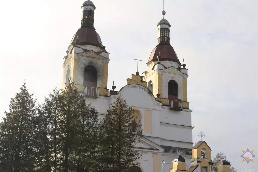 В МЧС назвали причину пожара костёла под Гродно