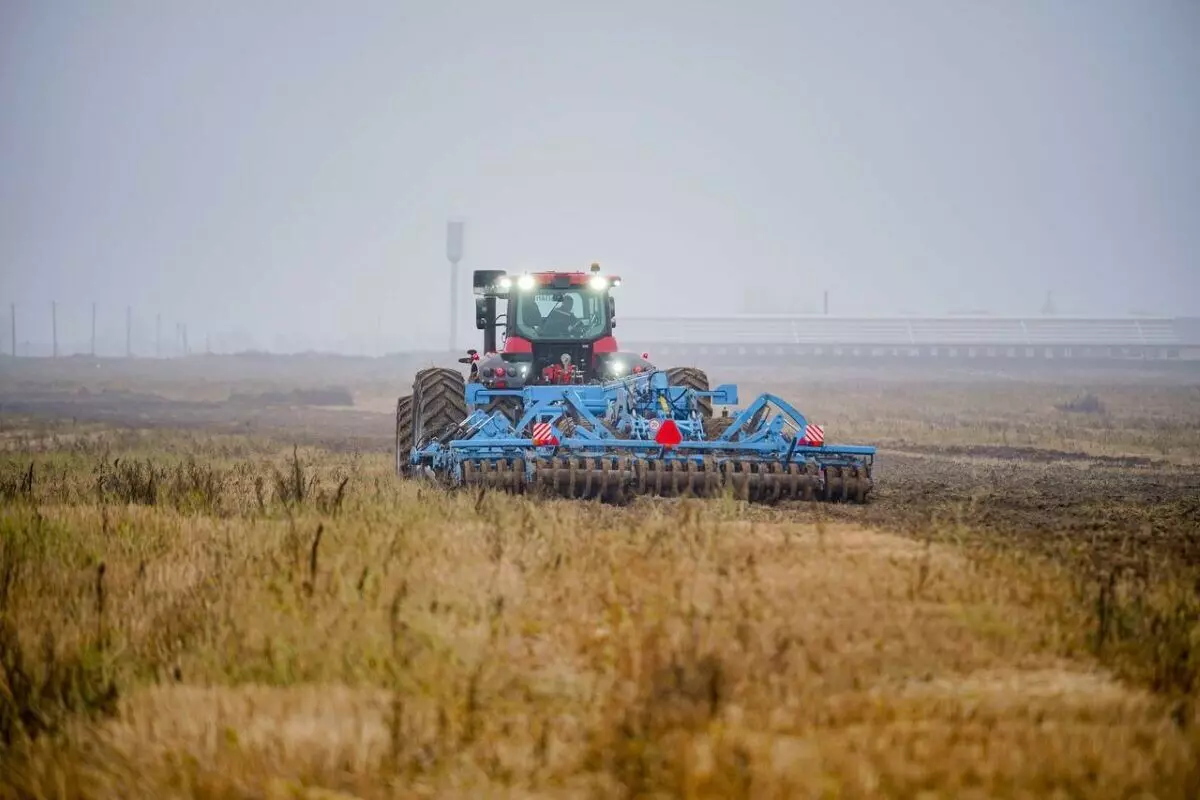 В Академии Наук отчитались об испытании супертрактора МТЗ