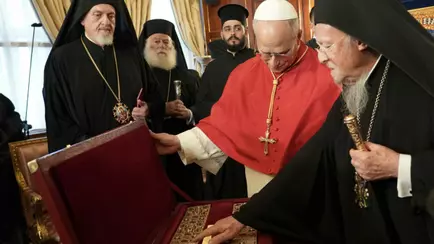 Папа Римский и Патриарх Варфоломей призвали католиков и православных праздновать Пасху в один день