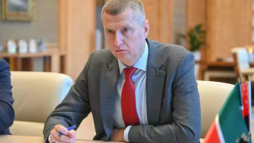 В АП назвали новый срок выпуска "полноценного гражданского самолёта" в Беларуси