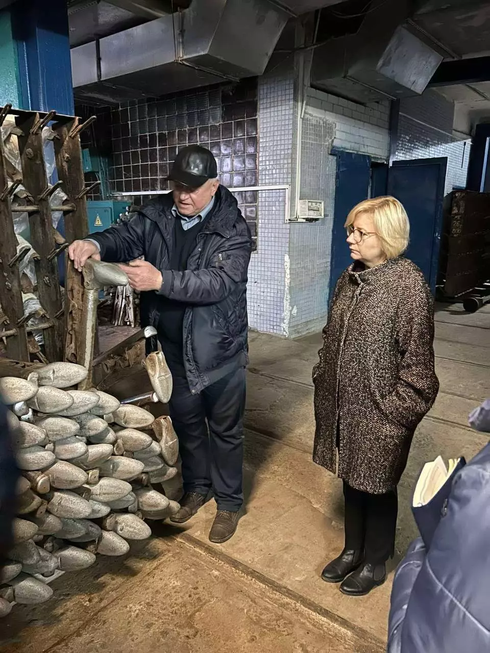 Беллегпром показал производство белорусских валенок. Почем валенки «Минчанка»?