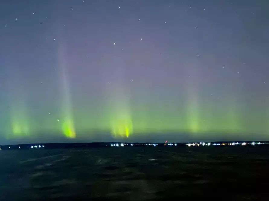 Над Беларусью снова заметили северное сияние