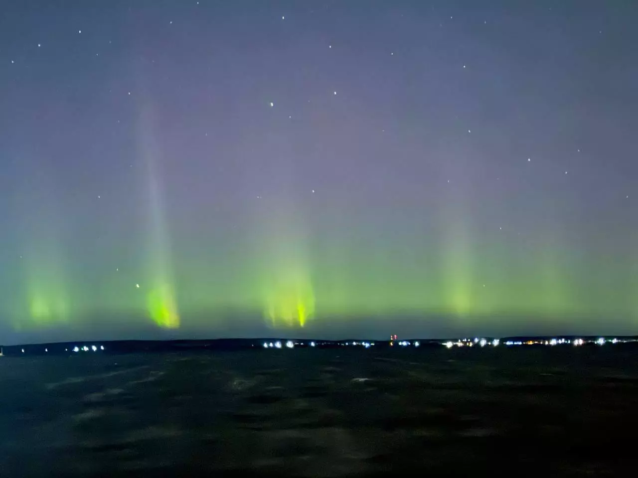 Над Беларусью снова заметили северное сияние