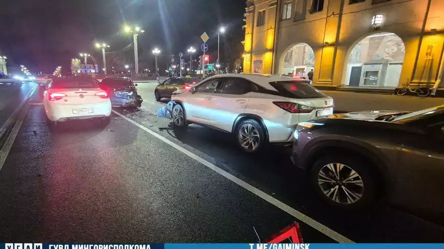 В Минске водитель BMW спровоцировал ДТП с пятью авто