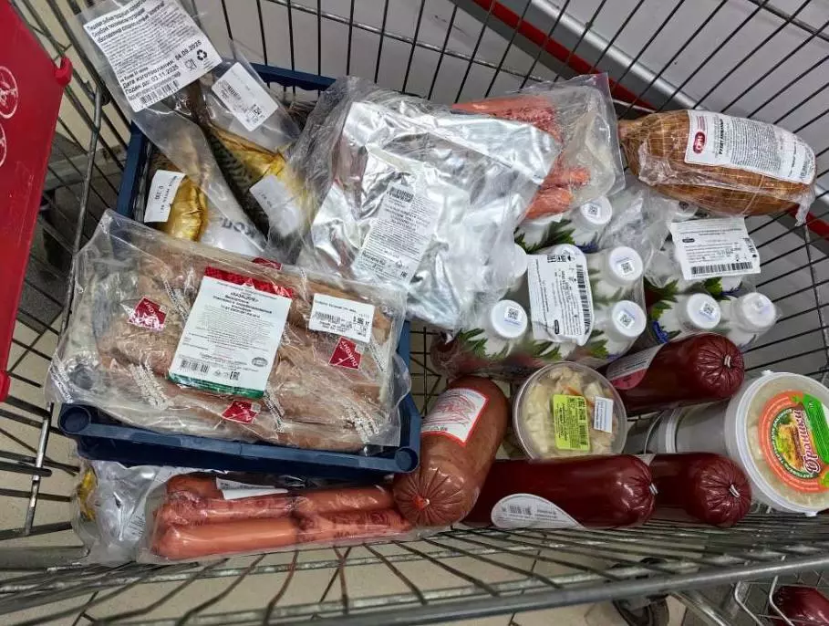 МАРТ оштрафовал Светофор, Доброцен и другие сети за просрочку