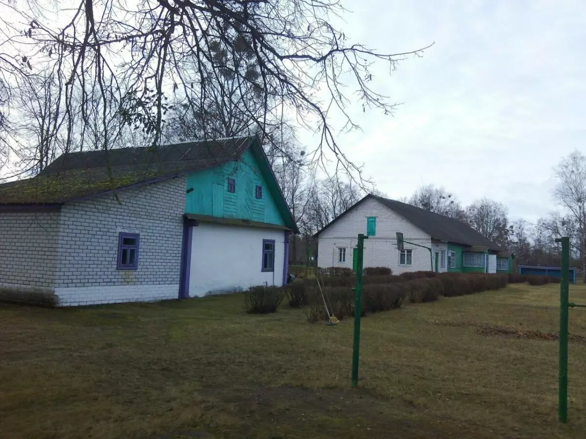 Многодетная мама купила детский лагерь под Гродно, чтобы жить там всей семьёй