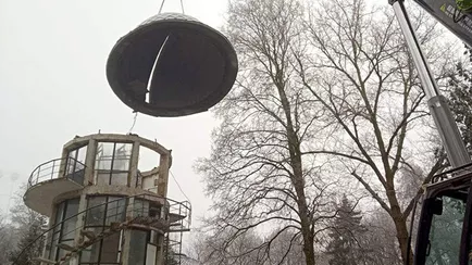 С обсерватории минского планетария сняли крышу