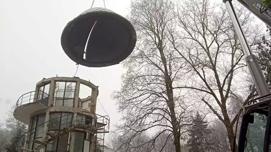 С обсерватории минского планетария сняли крышу