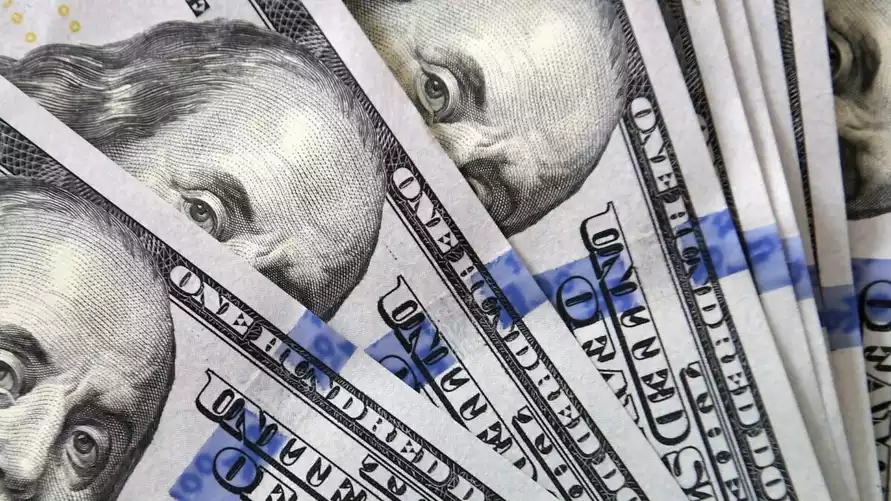 Отказывается ли мир от доллара? Появились данные о том, в чём хранят ЗВР страны мира