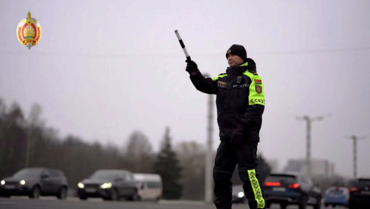 ГАИ предупредила белорусов о "рождественских" обменах на дорогах. Что это значит?