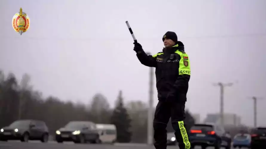 ГАИ предупредила белорусов о "рождественских" обменах на дорогах. Что это значит?