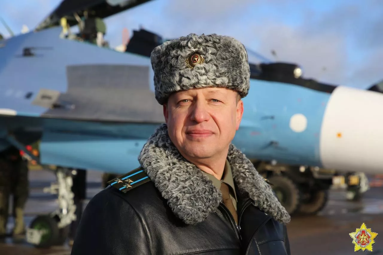 В Беларусь из России прибыла партия истребителей Су-30СМ2