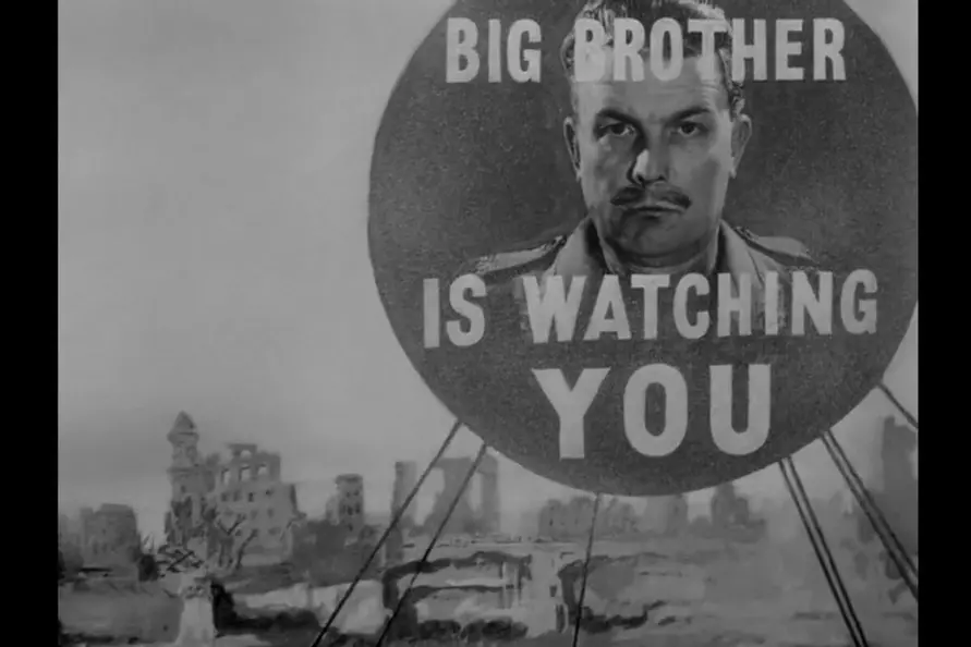 Какие фильмы посмотреть к Новому году? Rolling Stone собрала ТОП-20, вышедших в очень удачный 2025 год