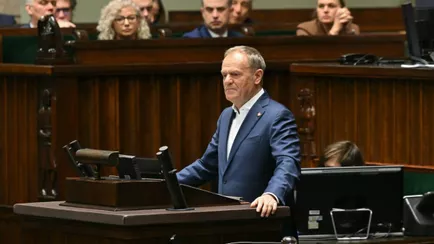 «Потерял дар речи» — В Польше премьер провел секретное заседание Сейма. При чем тут Беларусь?